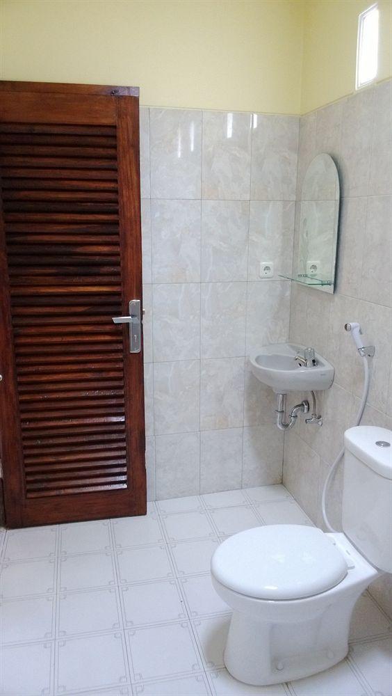 Shu Villa Lombok Kuta  ภายนอก รูปภาพ