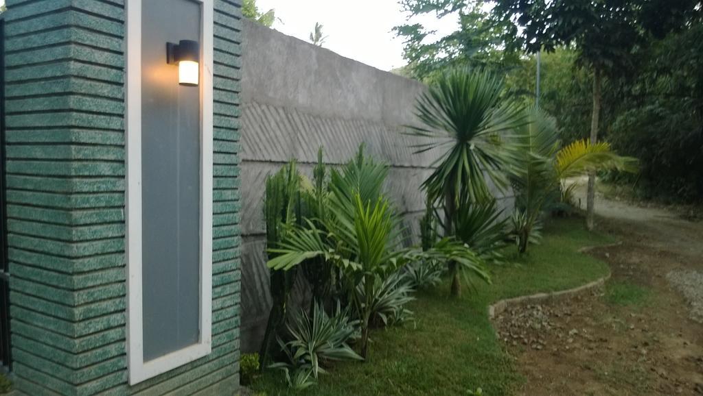 Shu Villa Lombok Kuta  ภายนอก รูปภาพ