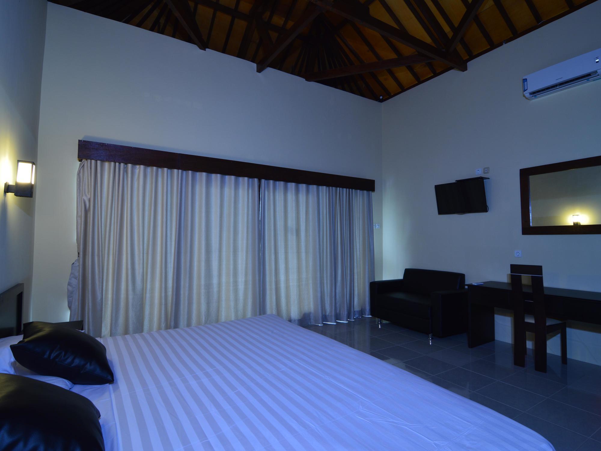 Shu Villa Lombok Kuta  ภายนอก รูปภาพ
