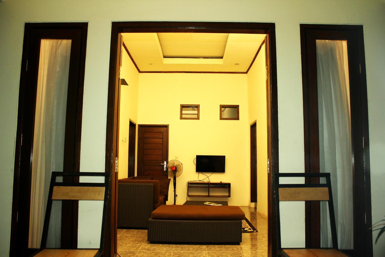 Shu Villa Lombok Kuta  ภายนอก รูปภาพ