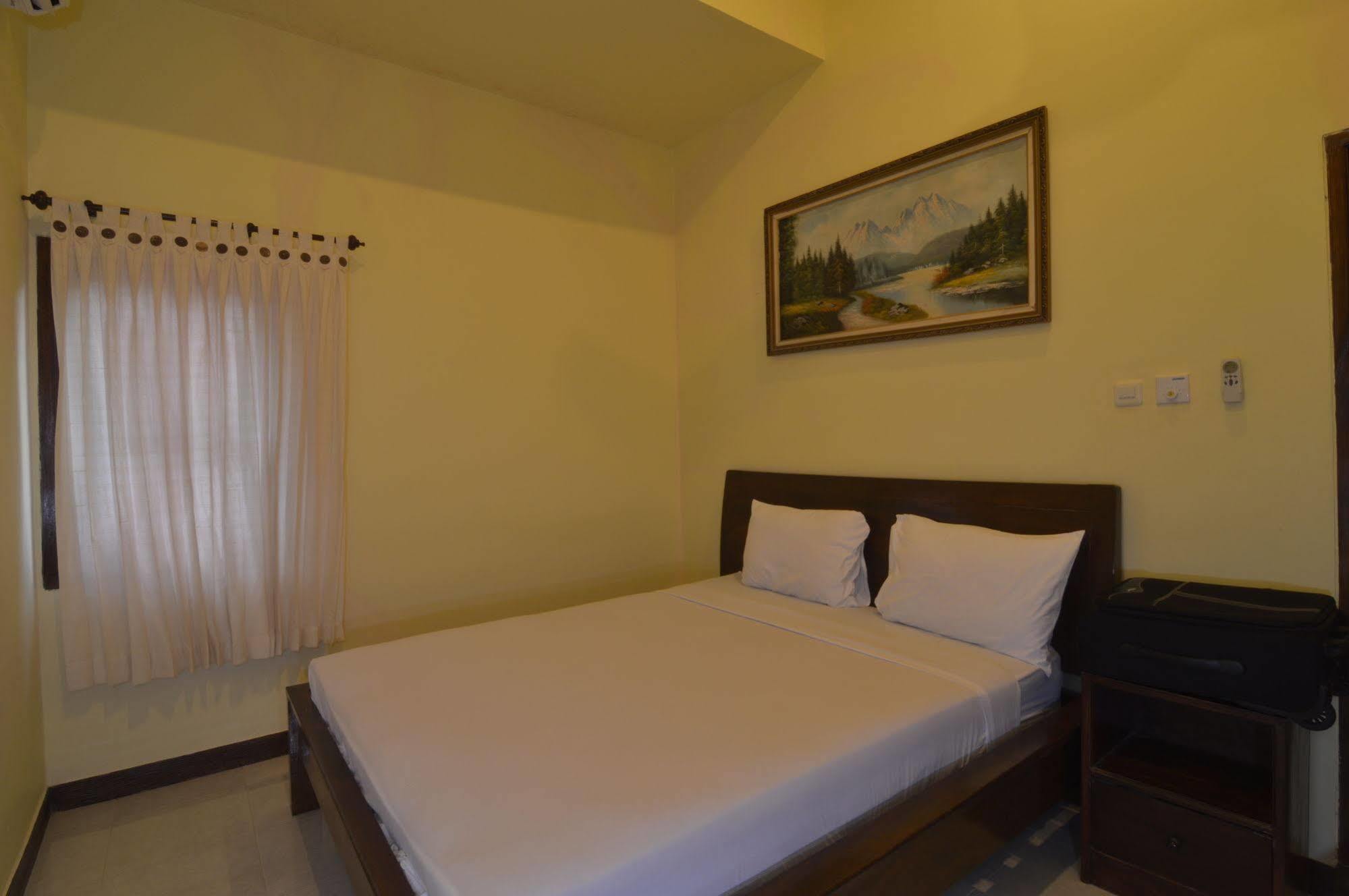 Shu Villa Lombok Kuta  ภายนอก รูปภาพ