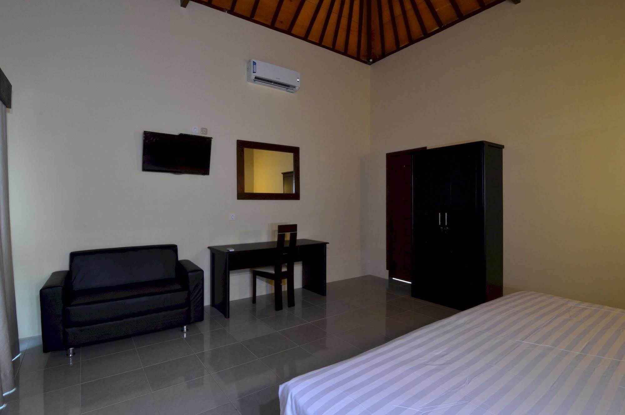 Shu Villa Lombok Kuta  ภายนอก รูปภาพ